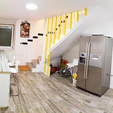 וינה Smart Mini Hotel מראה חיצוני תמונה