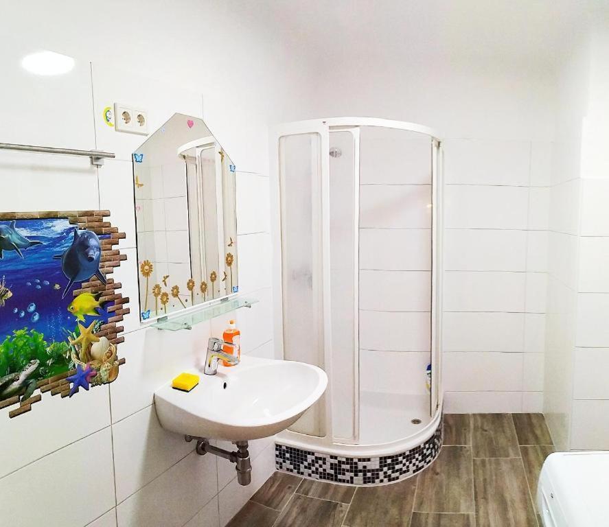 וינה Smart Mini Hotel מראה חיצוני תמונה