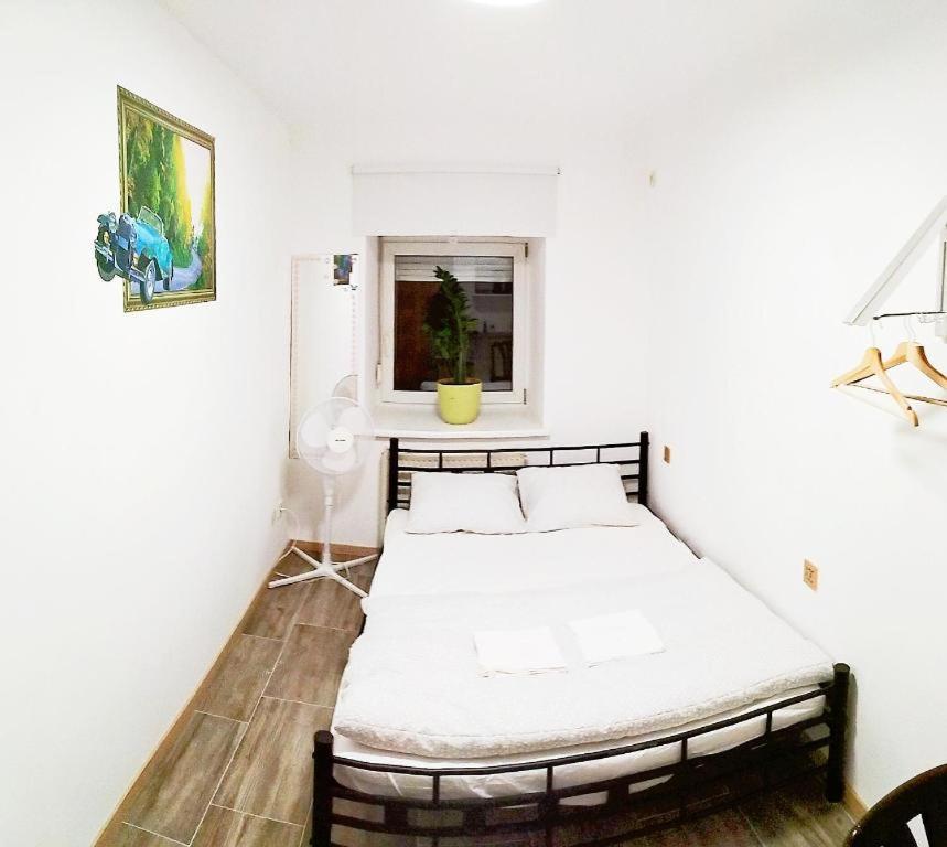 וינה Smart Mini Hotel מראה חיצוני תמונה